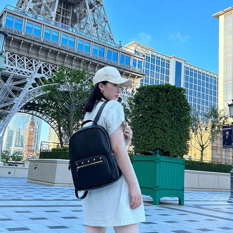 新款头层牛皮双肩包时尚休闲百搭真皮双肩包女双肩背轻奢包包女款