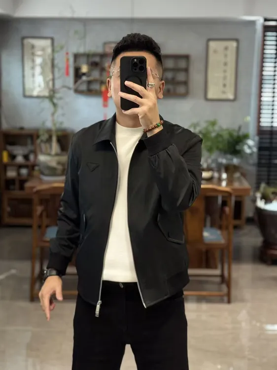 59011欧货秋季新商务休闲三角标拉链翻领男士夹克外套
