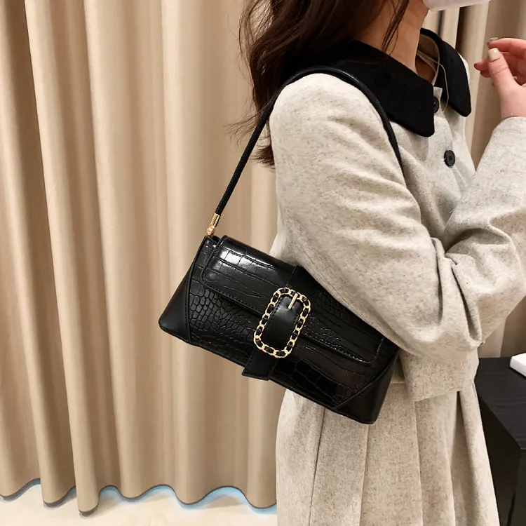鳄鱼纹单肩女包复古单肩法式腋下气质百搭法棍包小众秋冬包包