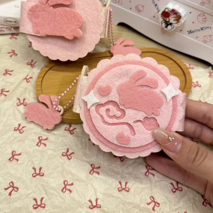 中秋兔子月饼相册手工挂件DIY不织布材料包送女生男生情侣礼物