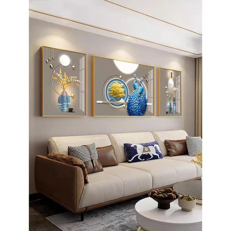 轻奢客厅装饰画高级感孔雀现代沙发背景墙挂画富贵平安高档三联画