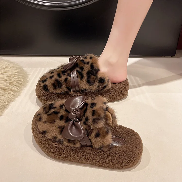 豹纹毛毛拖鞋女秋冬外穿2025新爆款网红蝴蝶结厚底毛绒包头棉拖鞋