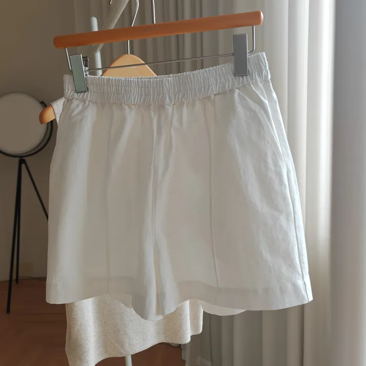 不透的白色 超好穿A版白色短裤来喽 真的好显腿细 24-232