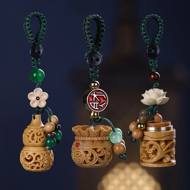 木镂空雕刻香囊葫芦挂件铃铛小吊坠扩香器个性饰品钥匙扣挂坠