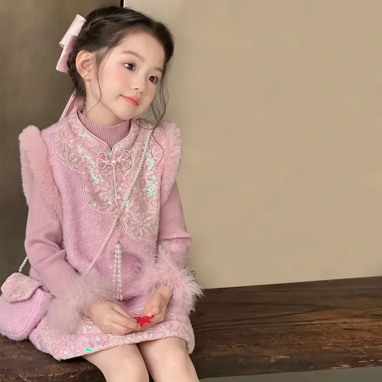 汉服女童国风连衣裙套装冬季2026新款儿童加绒拜年服宝宝中式裙子