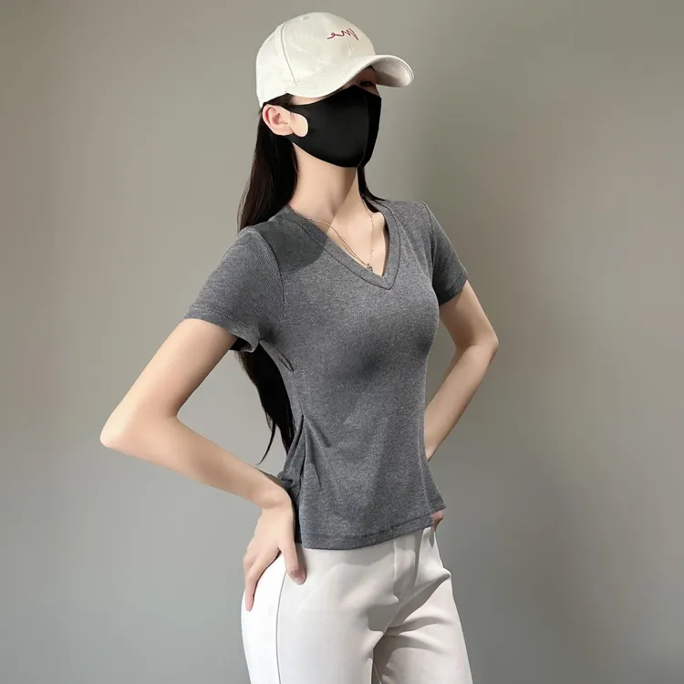 2025新款夏季V领正肩掐腰短袖纯欲辣妹t恤女遮肚显瘦鱼尾小上衣潮
