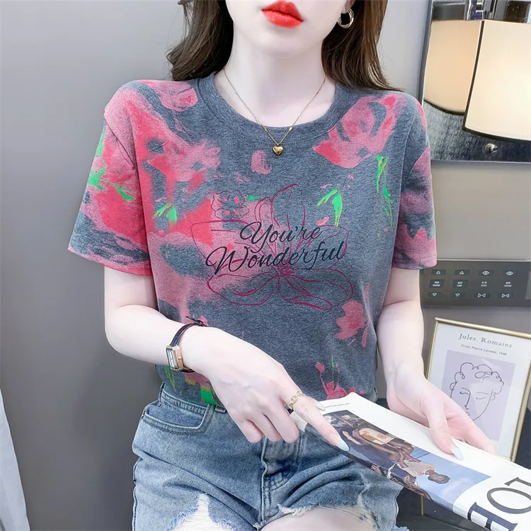 时尚蝴蝶印花棉质短袖T恤女夏季新款宽松休闲百搭遮肚子洋气上衣