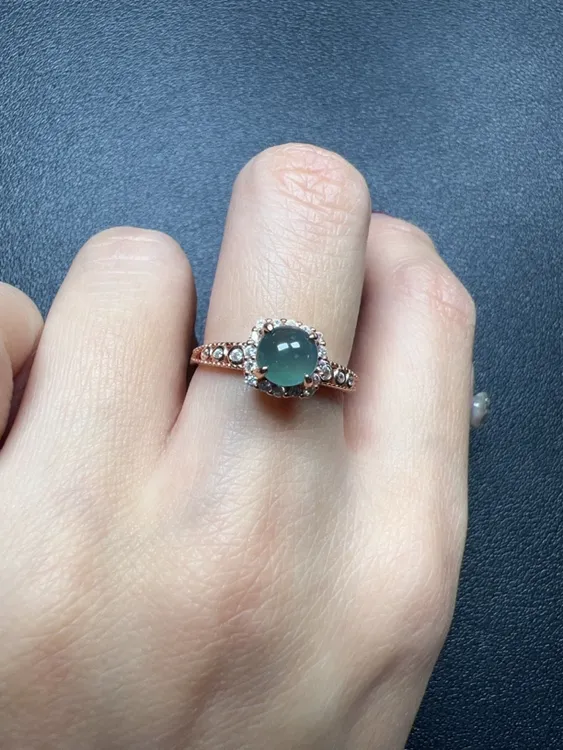 聚米珠宝翡翠戒指时尚镶嵌高冰气质绿色女士复古精致翡翠镶嵌戒指