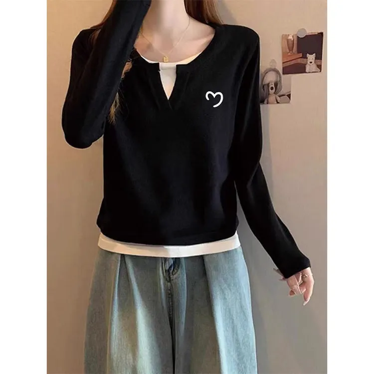 2025秋冬季设计感小众V领假两件长袖t恤女时尚百搭显瘦上衣打底衫