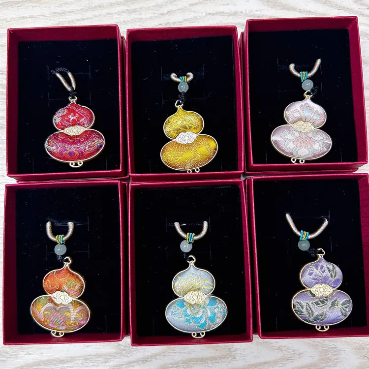 非遗宋锦葫芦桑蚕丝双面葫芦项链吊坠毛衣链手工纯手缝新年礼物