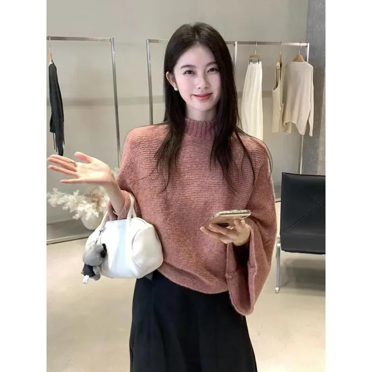 女装初秋韩系高级感温柔宽松半高领蝙蝠袖针织衫上衣长袖套头毛衣