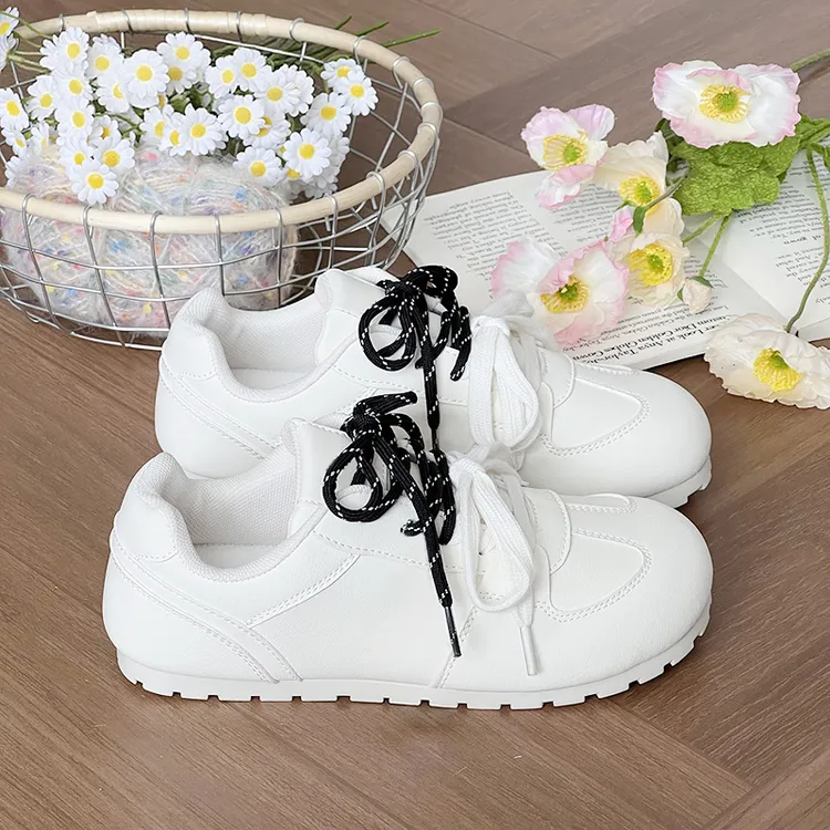 小众不撞款小白鞋开学季舒适百搭2025新款轻便软底休闲鞋时尚板鞋