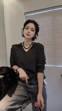 FANYE 2025早秋新款设计感大翻领竖纹满天星针织长袖