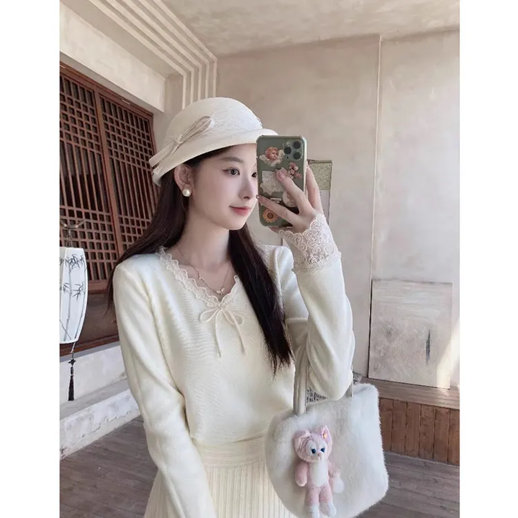 温柔分甜美蝴蝶结花边v领长袖针织打底衫女秋冬显瘦毛衣独特上衣