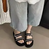 C8554  黑色  夏季时尚2025新款舒适露趾休闲女拖鞋