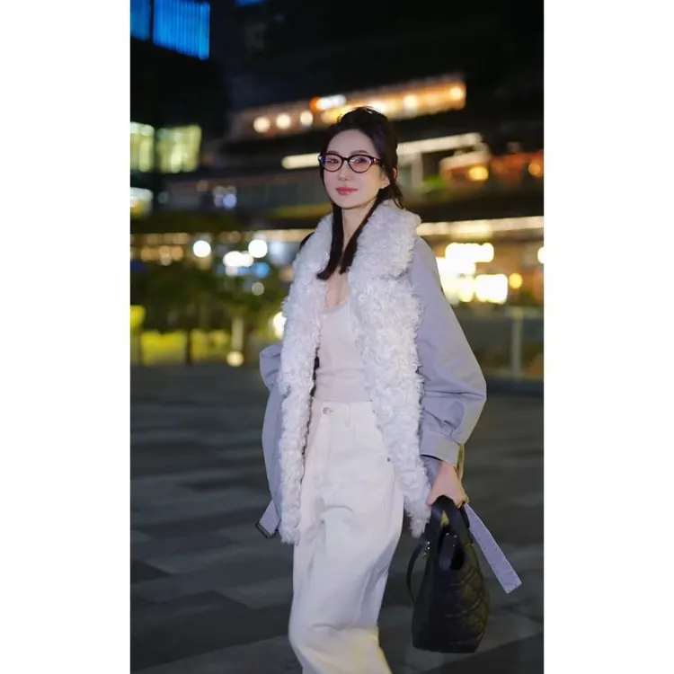 yiyiya.Guo艺艺吖【北岛日记】新款拼羊毛领派克鹅绒外套110142SS52