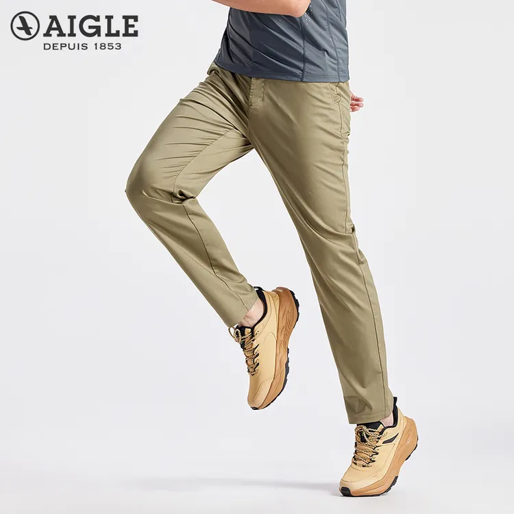 AIGLE/艾高男士户外休闲长裤春夏新款舒适透气运动抗皱直筒裤子男