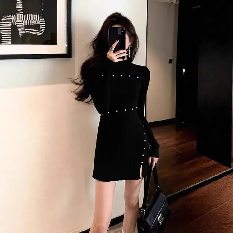 时尚女轻熟气质修身黑色优雅风针织显瘦新款高级感早秋连衣裙开叉