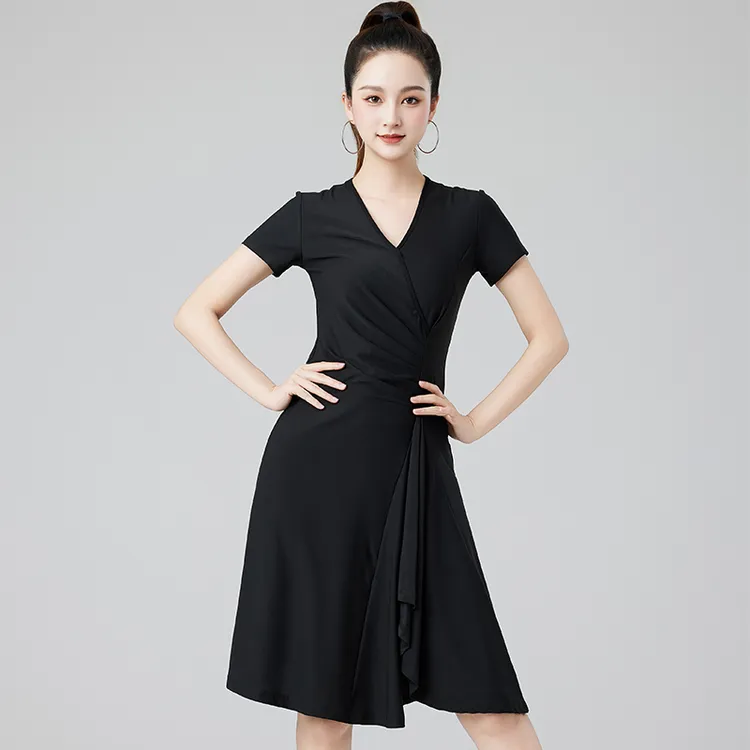 成人拉丁舞练功服女2025春夏新款连衣裙交谊舞广场舞V领短袖裙子