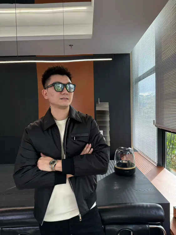 陆老板-【Dorc】冬季新款休闲时尚男士鹅绒外套-2029