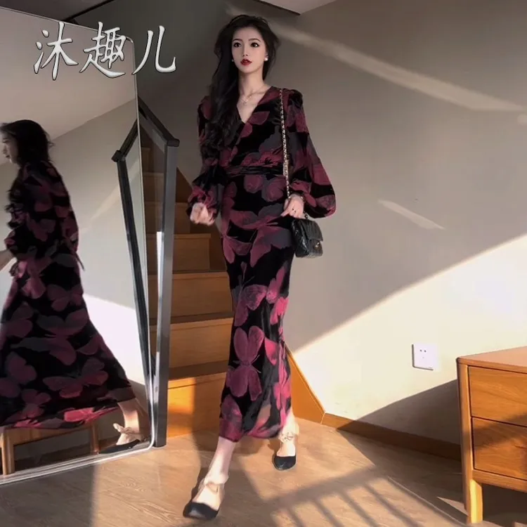 复古新中式独特别致漂亮蝴蝶收腰长裙气质名媛高级感超好看连衣裙