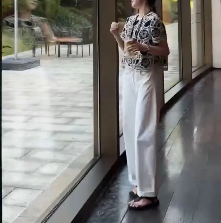 2025夏季新款法式设计感勾花短袖T恤休闲阔腿裤女