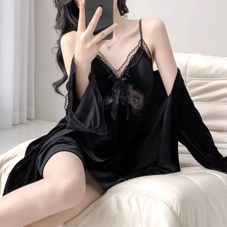 金丝绒性感吊带睡裙女秋冬款蕾丝V领镂空高级感带胸垫睡衣两件套