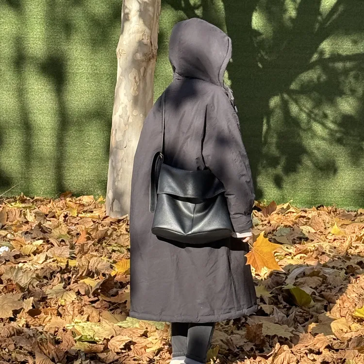 （主播自留款）大容量旅行女包软皮翻盖休闲斜挎包8102或2056