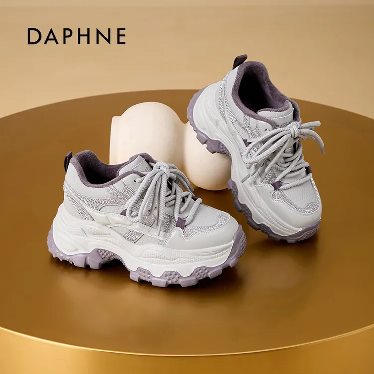 达芙妮2025新款冬季加绒保暖毛茸茸厚底增高老爹鞋女小个子女鞋LL