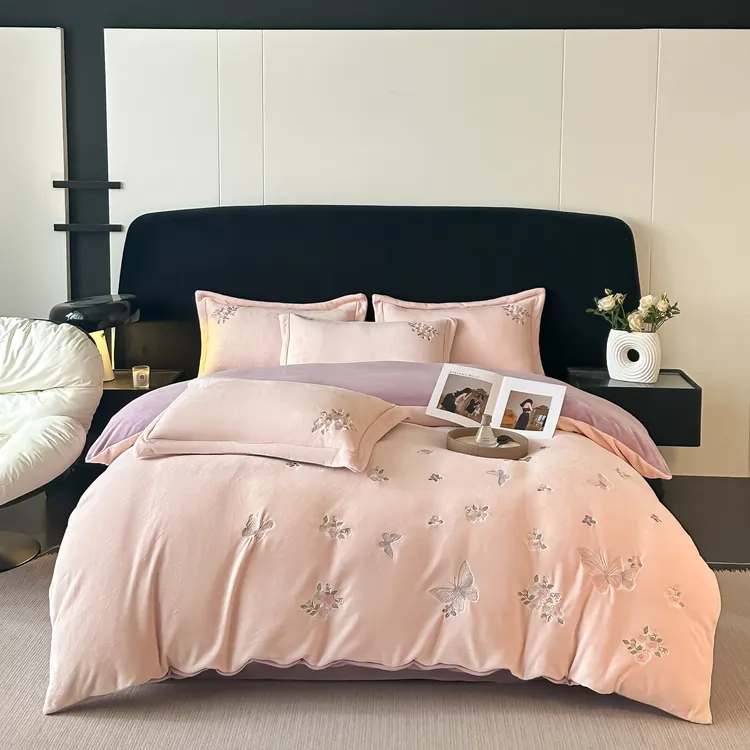 A类高克重冬季裸睡加厚刺绣款牛奶绒床上用品轻奢四件套