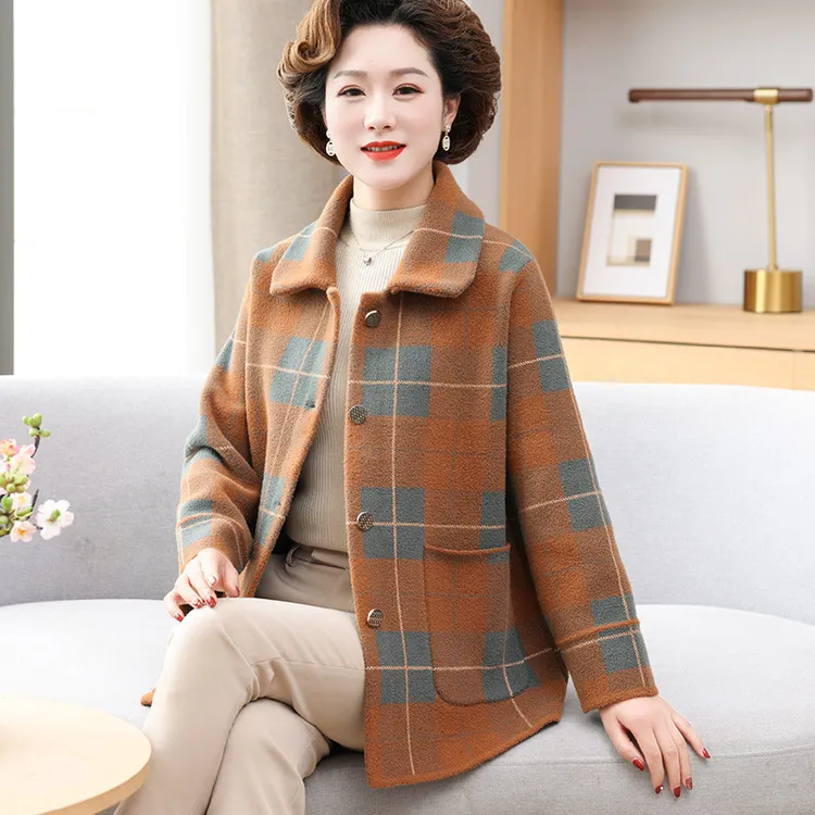 俞兆林中年妈妈秋装毛呢子外套洋气2025新款中老年女春秋冬时尚格