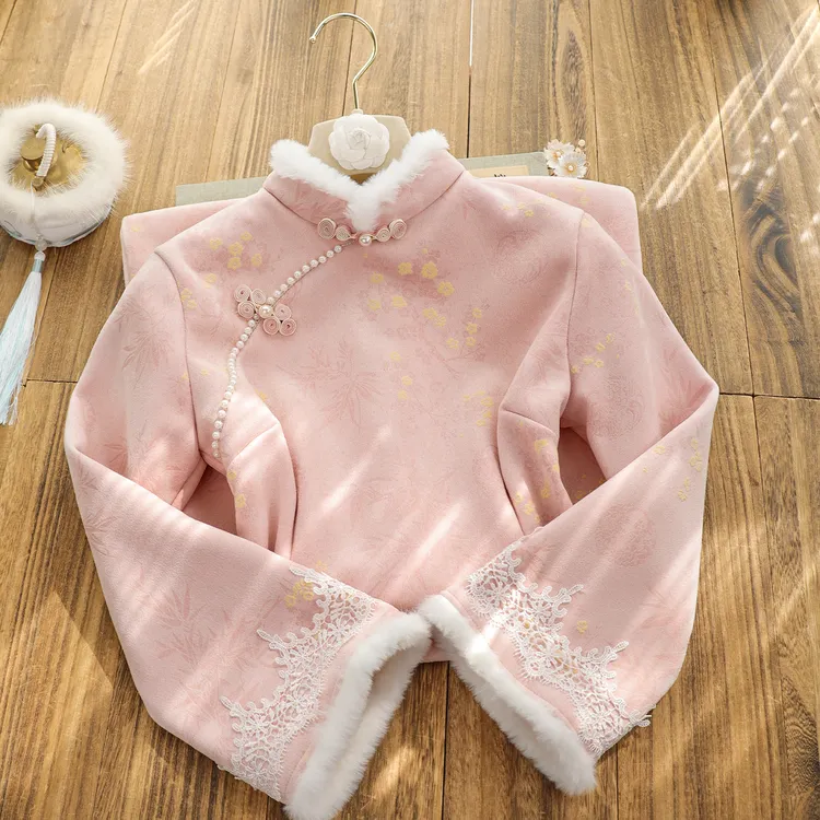 俏娘鱼粉色素雅新中式保暖加绒旗袍女2025冬季新款改良气质淑女范