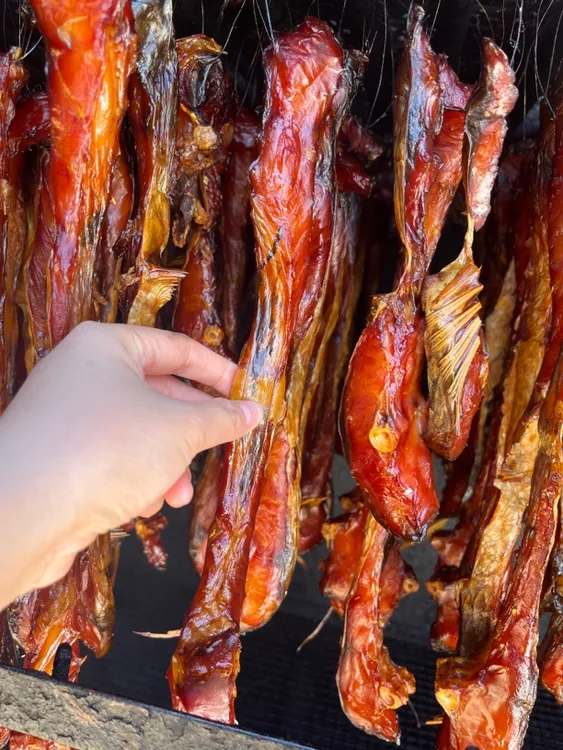 邵阳特产烟熏腊草鱼农家自制腊味美食