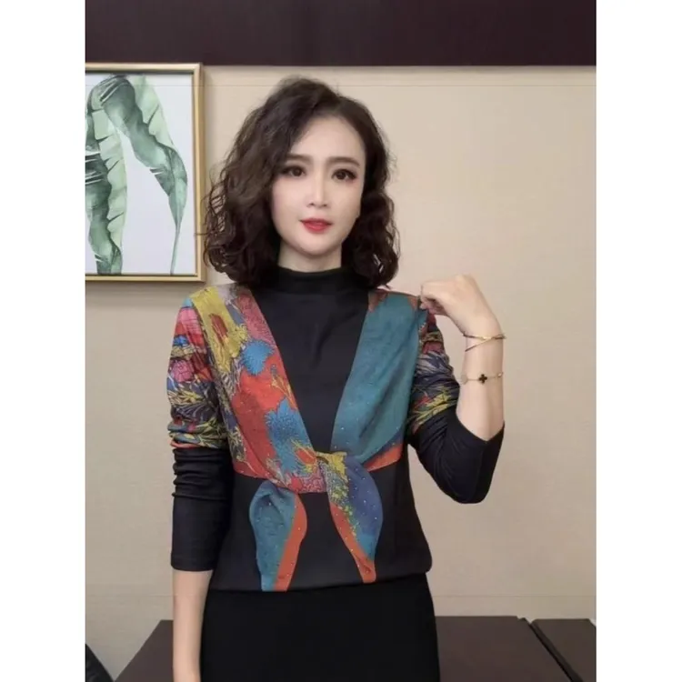 2025秋冬新款女士拼色印花半高领洋气显瘦气质长袖修身德绒打底衫