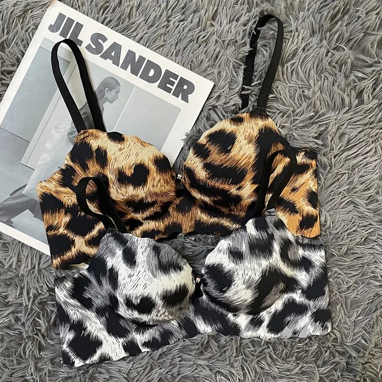 豹纹性感内衣女小胸平胸显大无痕聚拢上托防下垂加厚无钢圈文胸罩