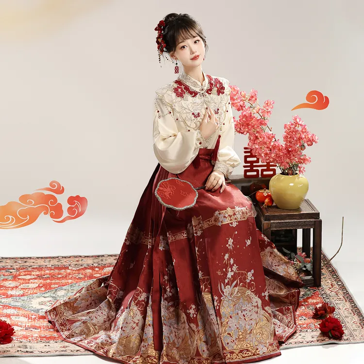 明制倚梦阁原创凤鸣曲汉服女中国风改良汉元素上衣云肩马面裙套装