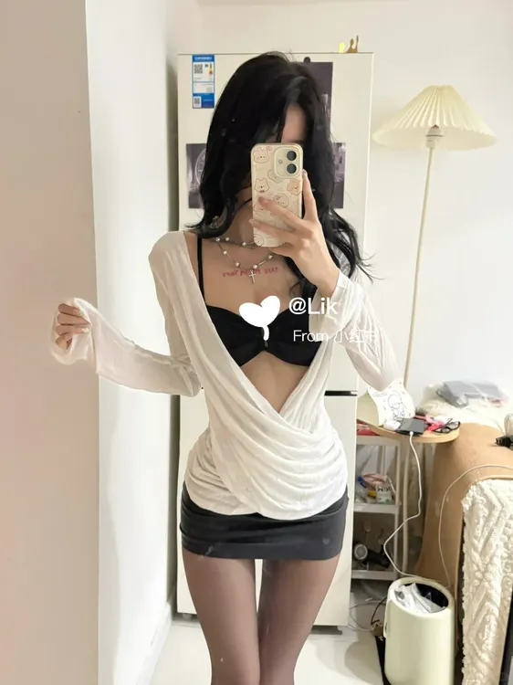 不规则交叉长袖t恤女秋季纯欲辣妹性格v领上衣独美吊带半裙两件套