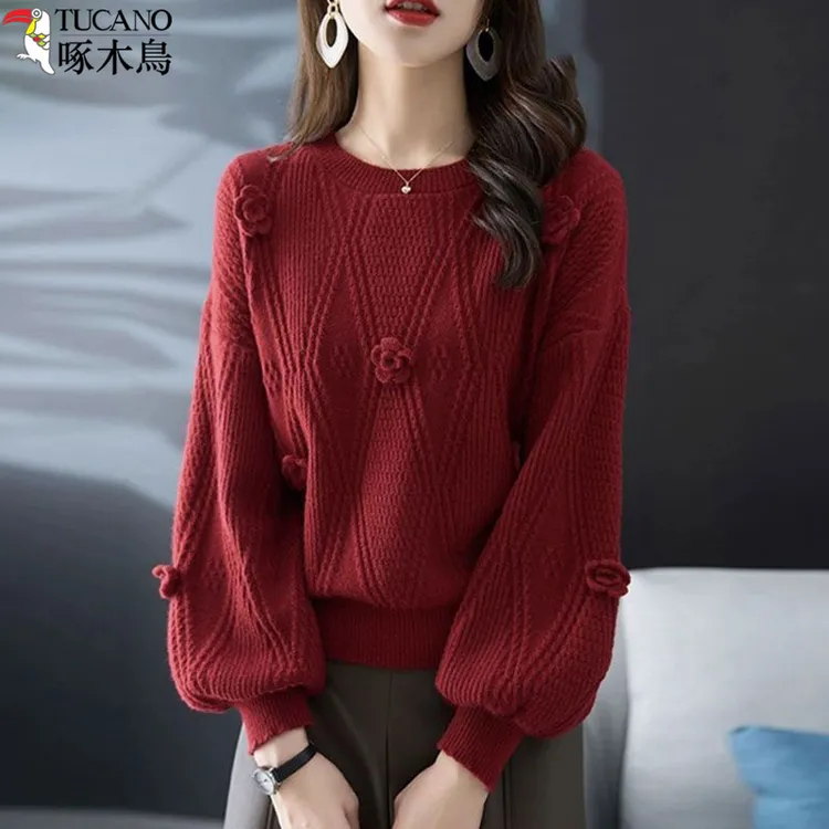 TUCANO/啄木鳥高级感圆领毛衣女秋冬款加厚宽松温柔花朵针织衫