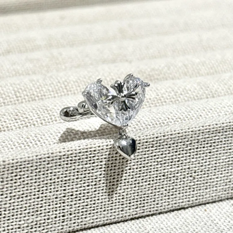 合金耳饰 【17SR】七夕宠粉爱心透亮镶嵌吊坠耳骨夹可调节轻奢气质