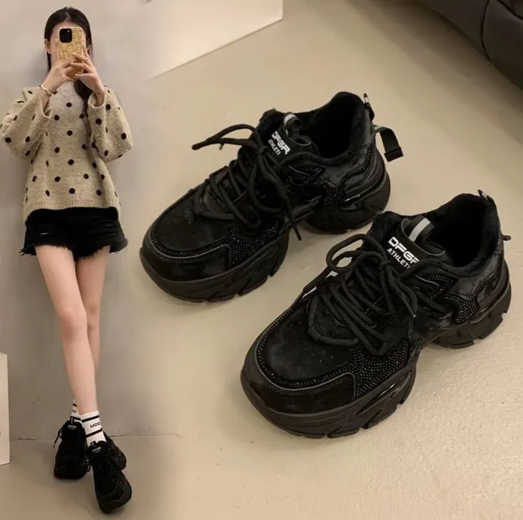 2025秋冬季水钻新款老爹炸街增高显脚小百搭休闲鞋潮流