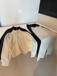 miss muzi“活力暖冬”进口超细旦绵羊毛！高克重超软糯显瘦保暖套装