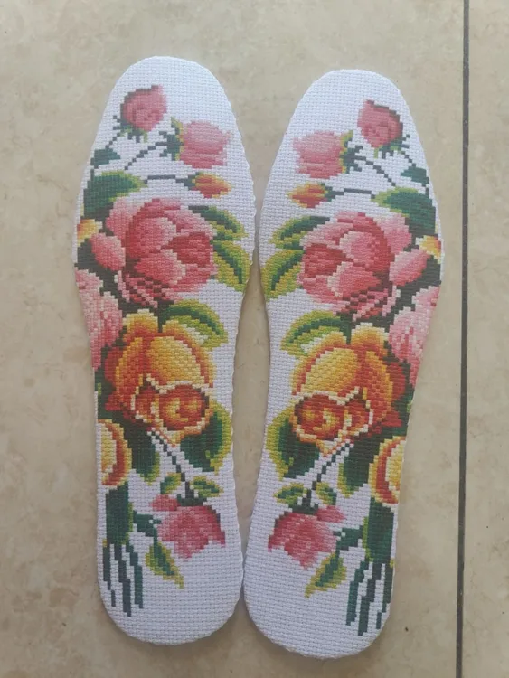 纯手工纯棉印花实心半成品小格鞋垫花样新颖