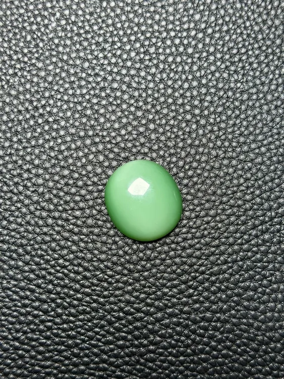 【俄料】和田玉碧玉夹层料冰粉绿起荧光天花板级别牌面戒面