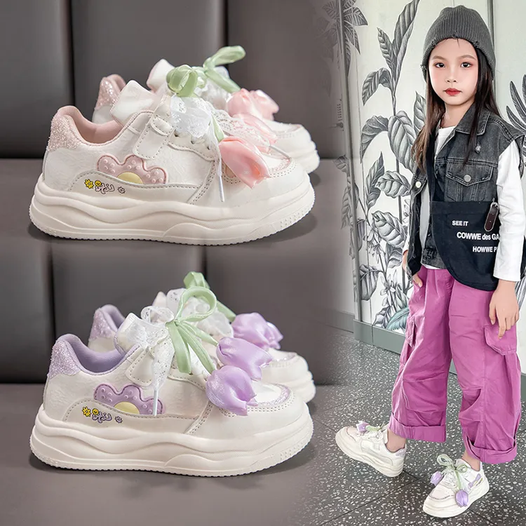 2025夏季儿童透气软底鞋中大童学生休闲防滑运动鞋女孩时尚板鞋秋