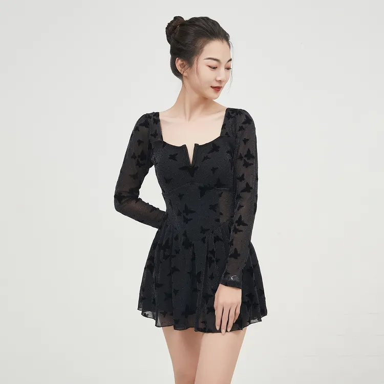 女士长袖裙式连体泳衣显瘦遮肉温泉沙滩度假泳装