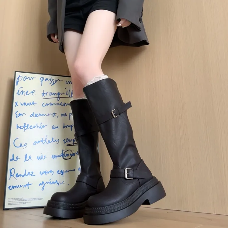 黑色小个子显瘦厚底中筒骑士靴女2025新款秋冬增高复古美拉德长靴