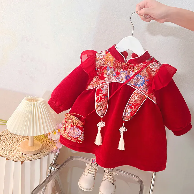 2025新款冬季女童红色唐装连衣裙新年拜年服宝宝过年礼服洋气童装