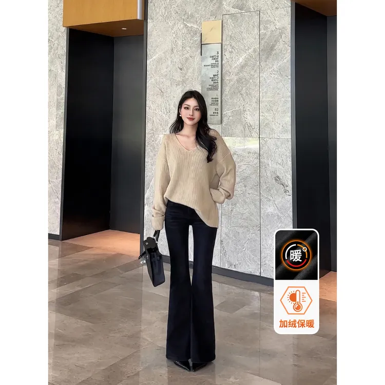 秋冬加绒新款微喇牛仔裤女2025新款修身显瘦时尚有弹复古穿搭