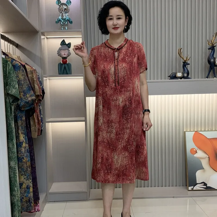 夏季新款气质碎花时尚休闲显瘦复古宽松国风优雅中长款妈妈装