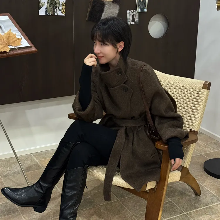 【 H·J 】“高知女主”高级气质雅奢风骆驼绒蚕丝中长款立领大衣8067